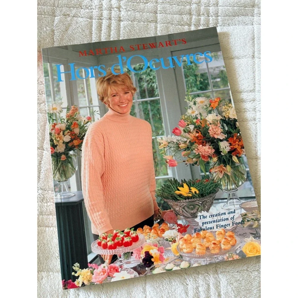 1984 Vintage Martha Stewart Hors d'Oeuvres Fabulous Finger Foods Paperback